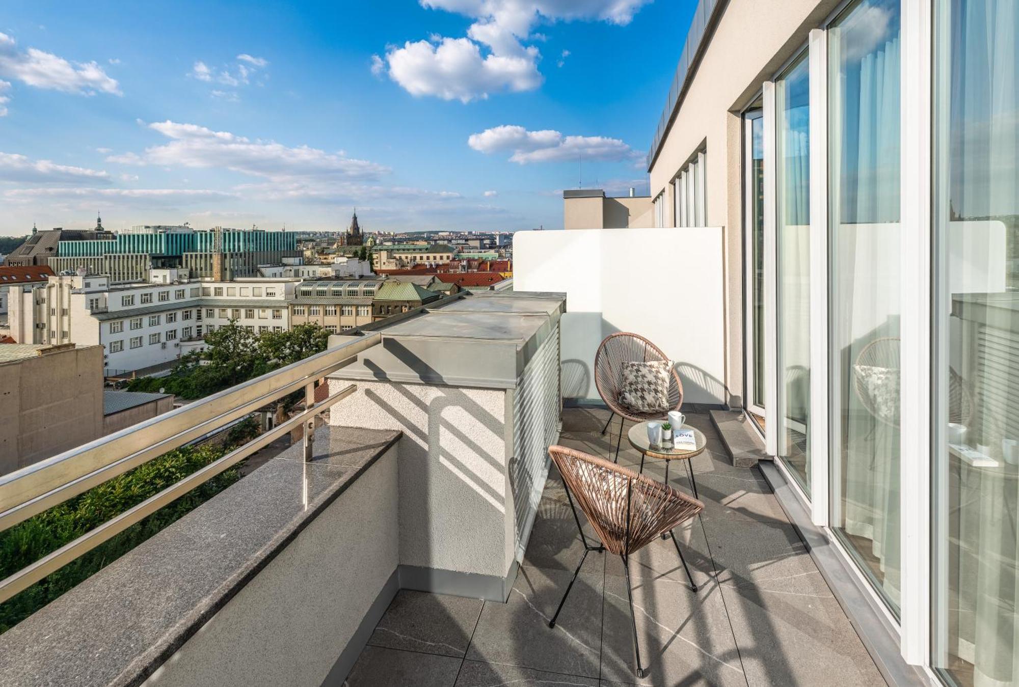 Vn17 Rooftop Suites By Adrez — Fotky 3